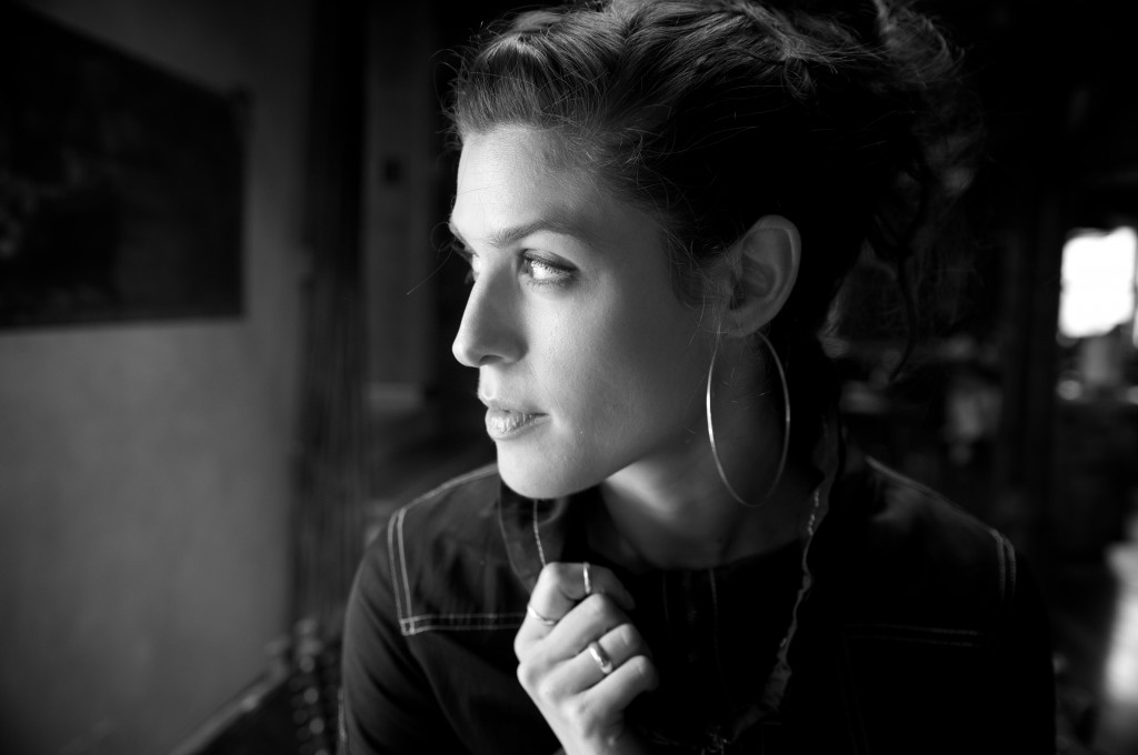 Dessa (photo: Elli Rader)