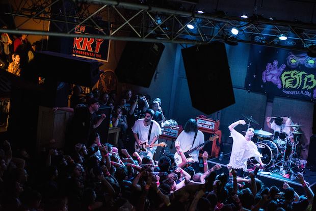 Touche Amore (photo: Elena Vilain)