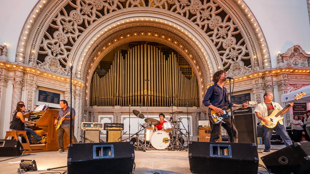 Drive Like Jehu's recent reunion show (photo: Chris Valle)