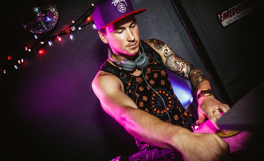 Neon Steve 2