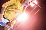 Laura Jane Grace (photo: Elena Vilain - The Ruckus)